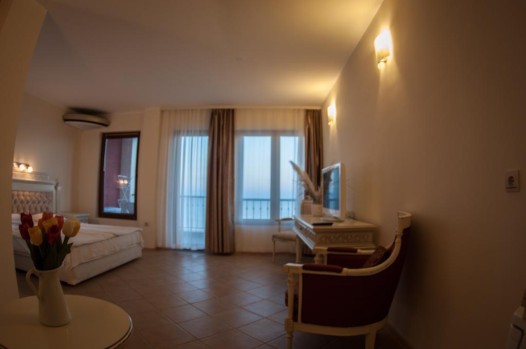 Rocamar Beach Resortツァレヴォ 部屋 写真