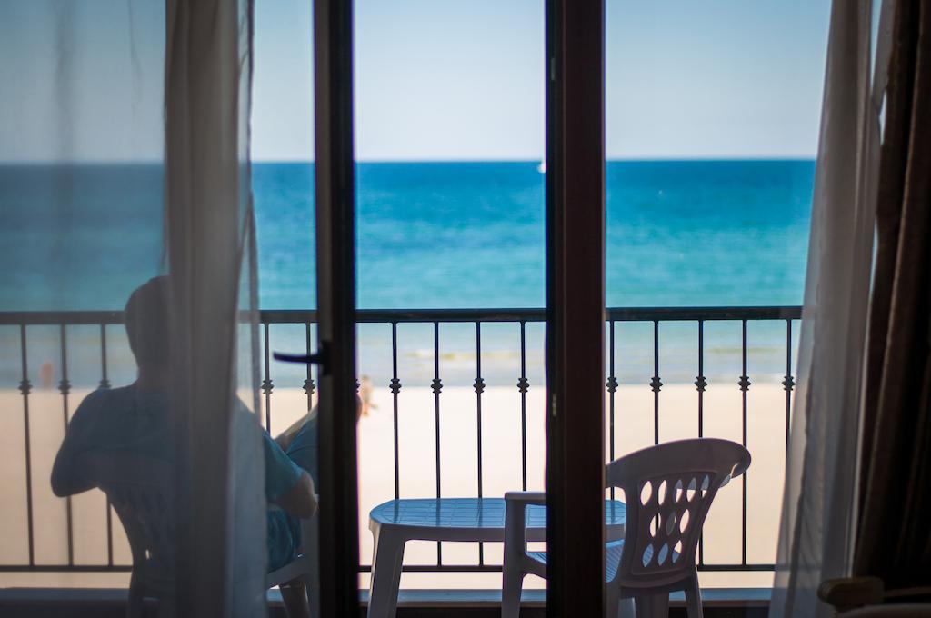 Rocamar Beach Resortツァレヴォ 部屋 写真